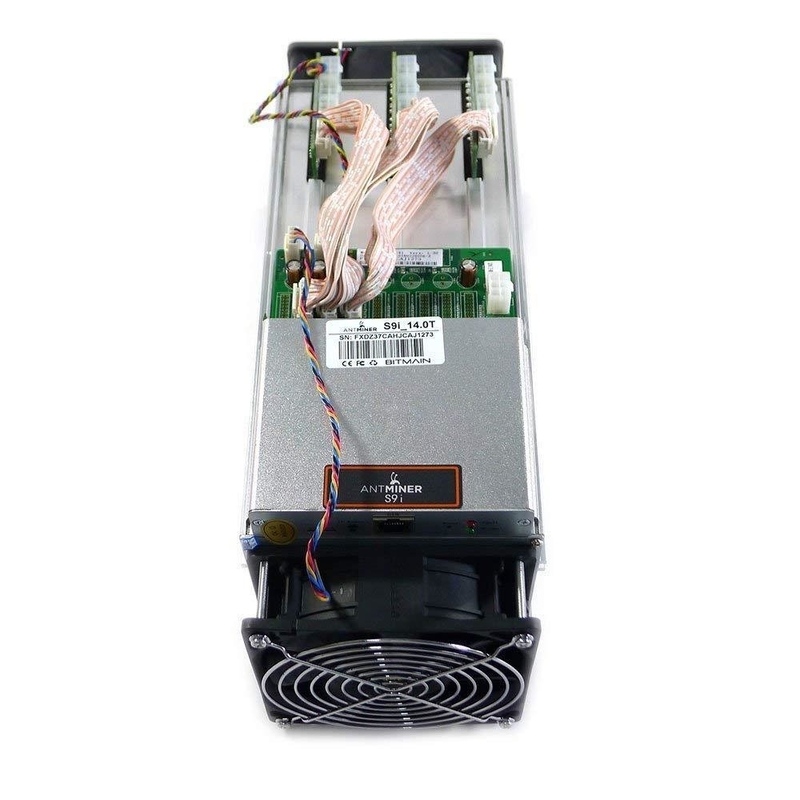Πρότυπο SE Antminer S9 16ο/17ο από Bitmain που εξάγει τον αλγόριθμο Sha-256 με ένα μέγιστο Hashrate 16th/S